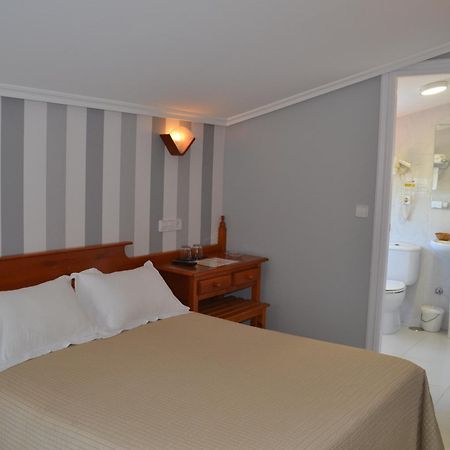 Hotel Piramide Portonovo Room photo
