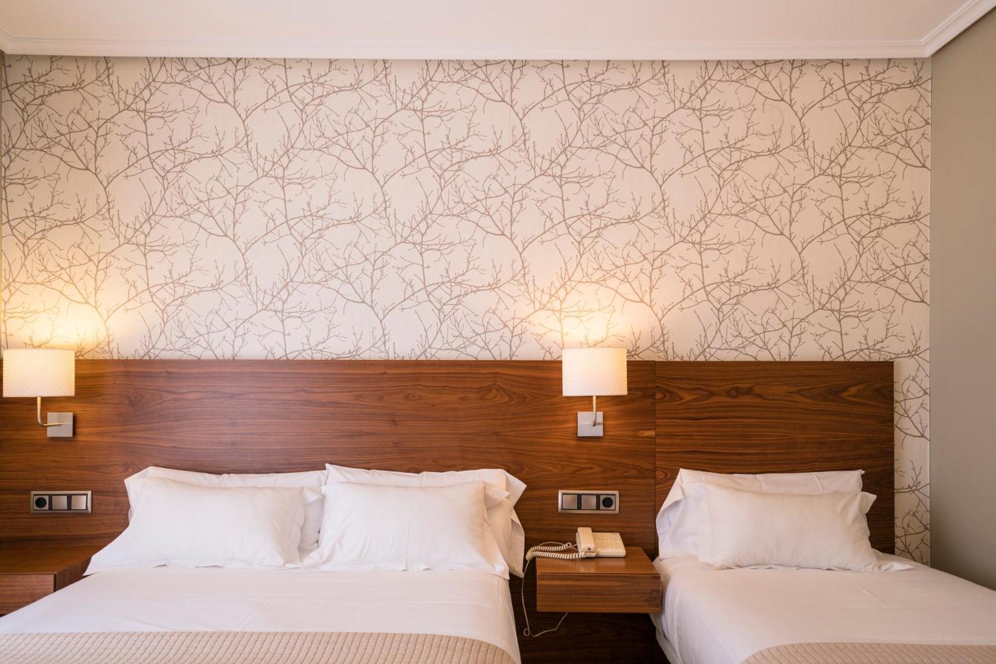 Hotel Piramide Portonovo Room photo